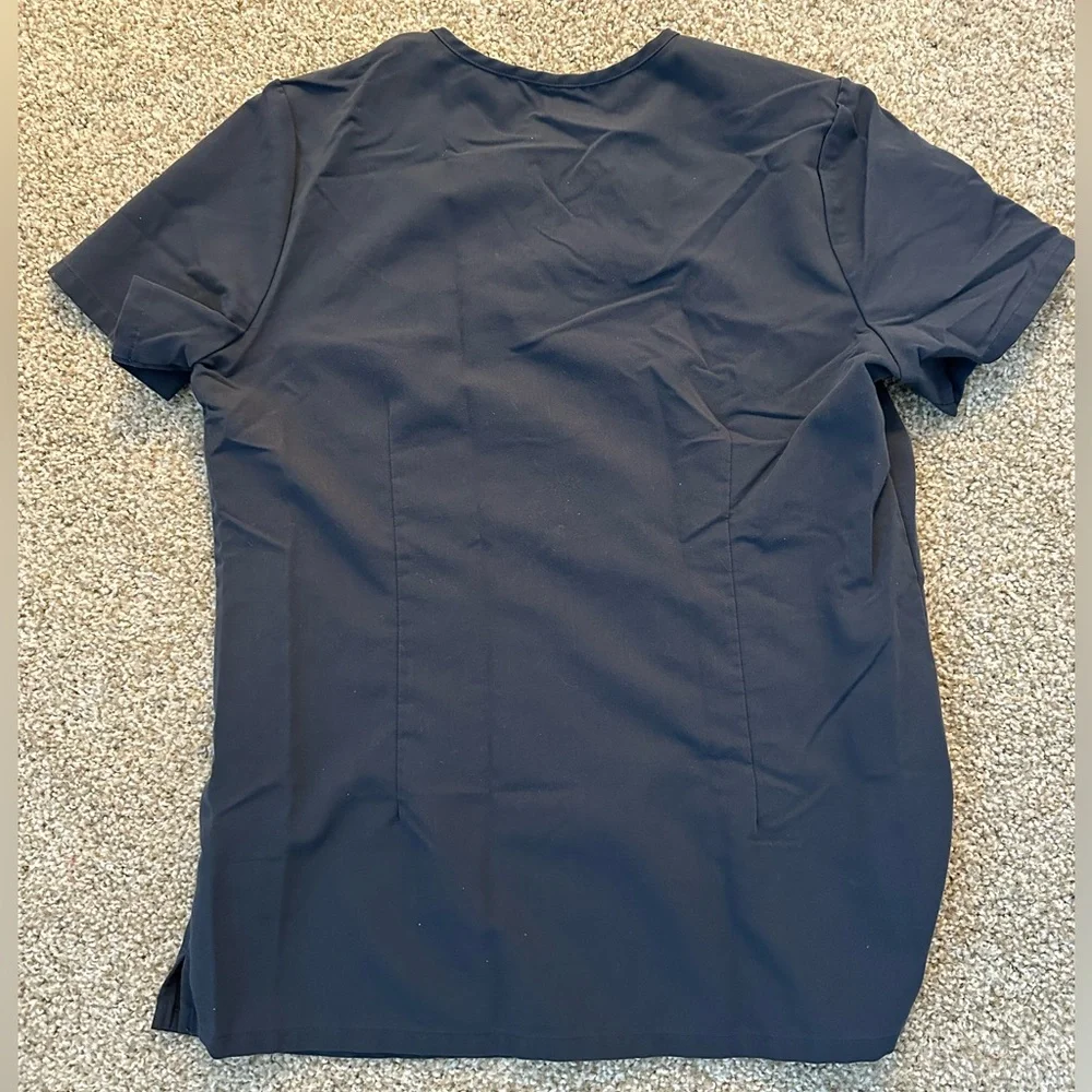 Catarina Fig Scrub Top - Picture 3 of 6
